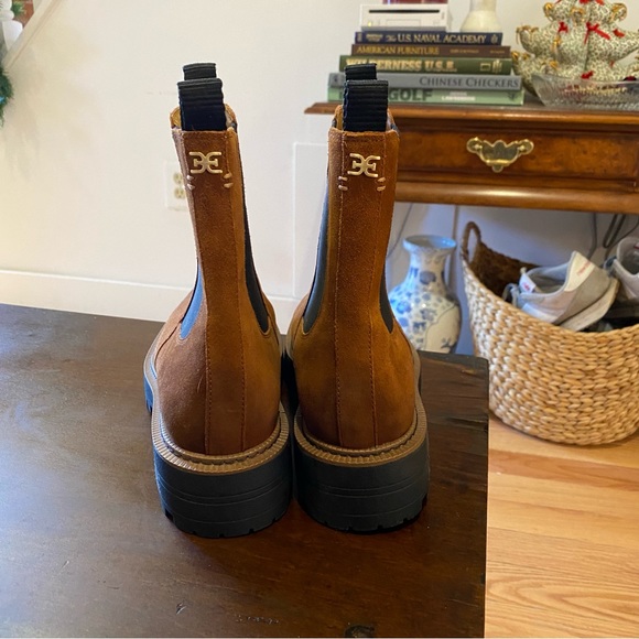 Sam Edelman Laguna Waterproof Lug Sole Chelsea Boot in Frontier Brown - Picture 3 of 5